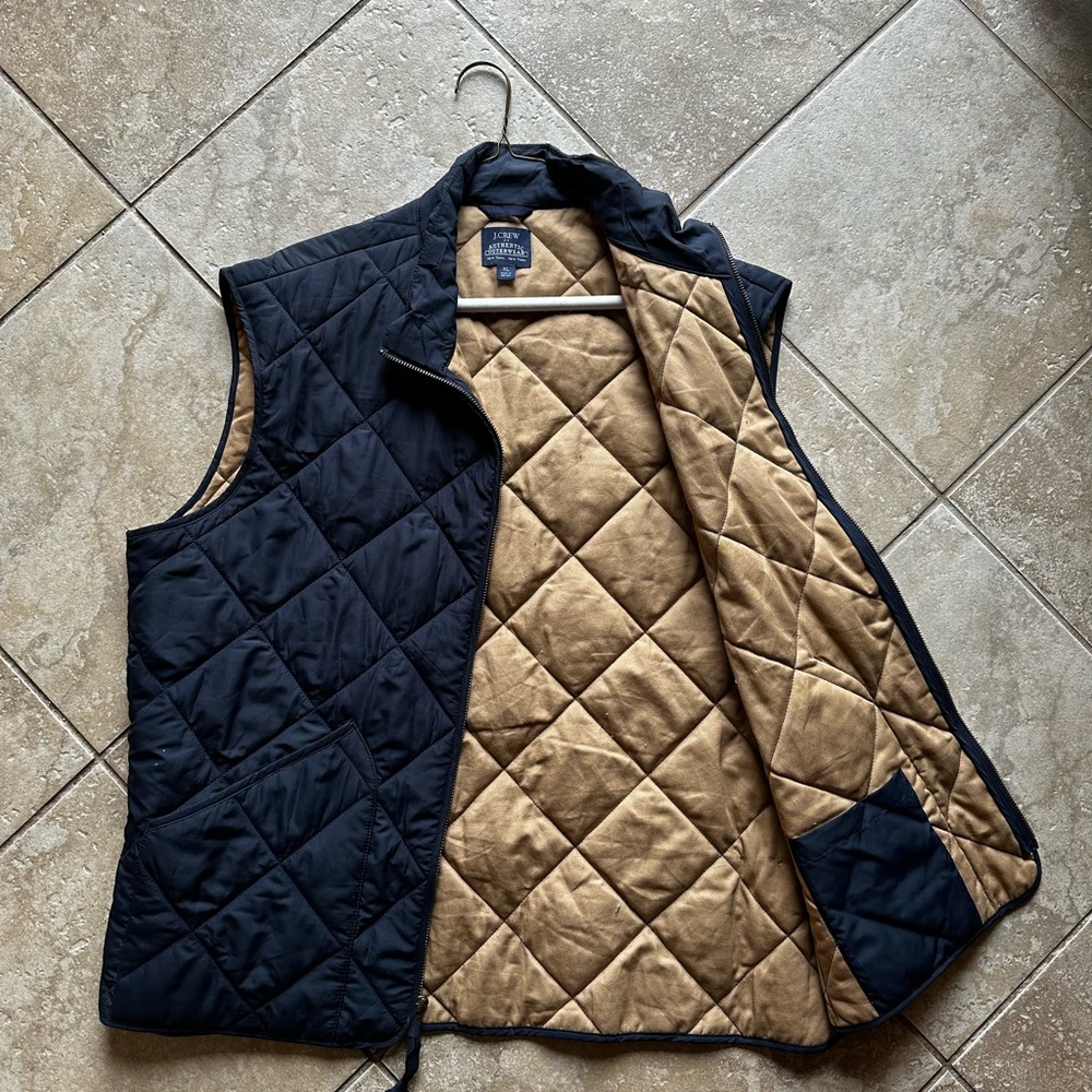 J-crew Navy XL quilted vest